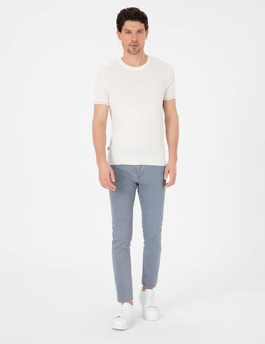 Ekru Slim Fit Bisiklet Yaka Triko Tişört