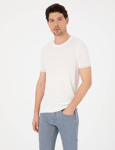 Ekru Slim Fit Bisiklet Yaka Triko Tişört