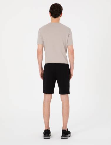 Siyah Regular Fit Örme Şort