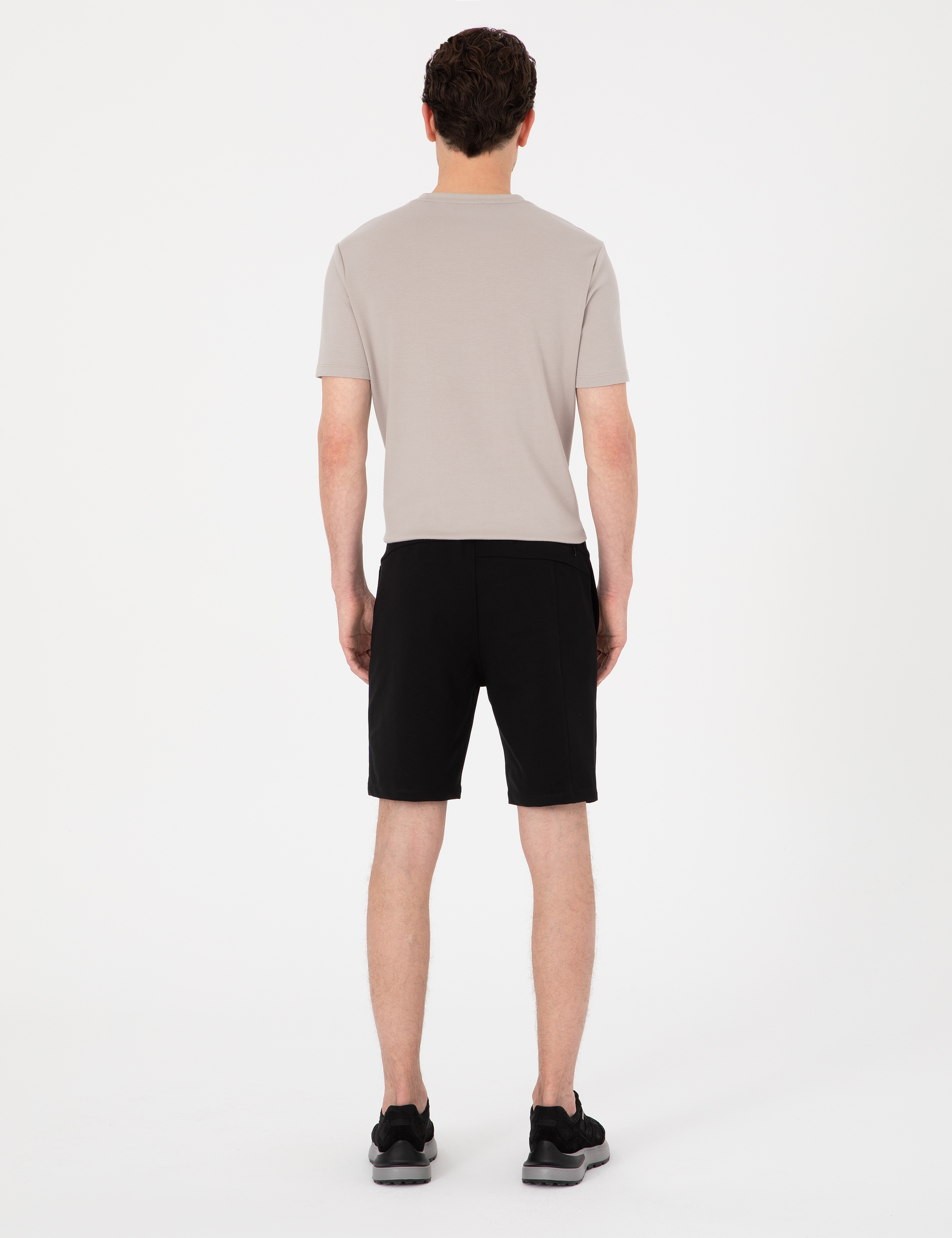 Siyah Regular Fit Örme Şort - Image 4