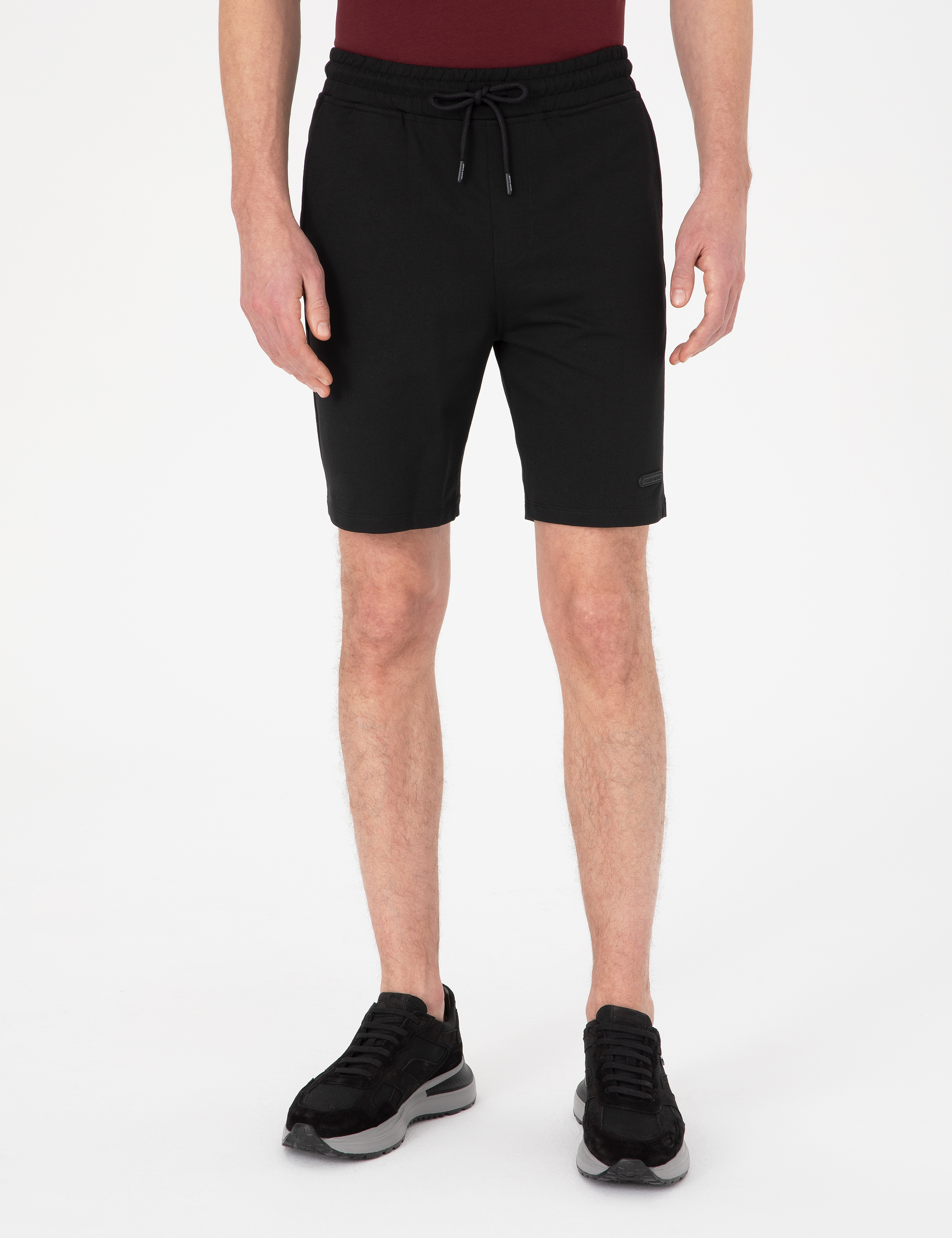 Siyah Regular Fit Örme Şort - Image 2