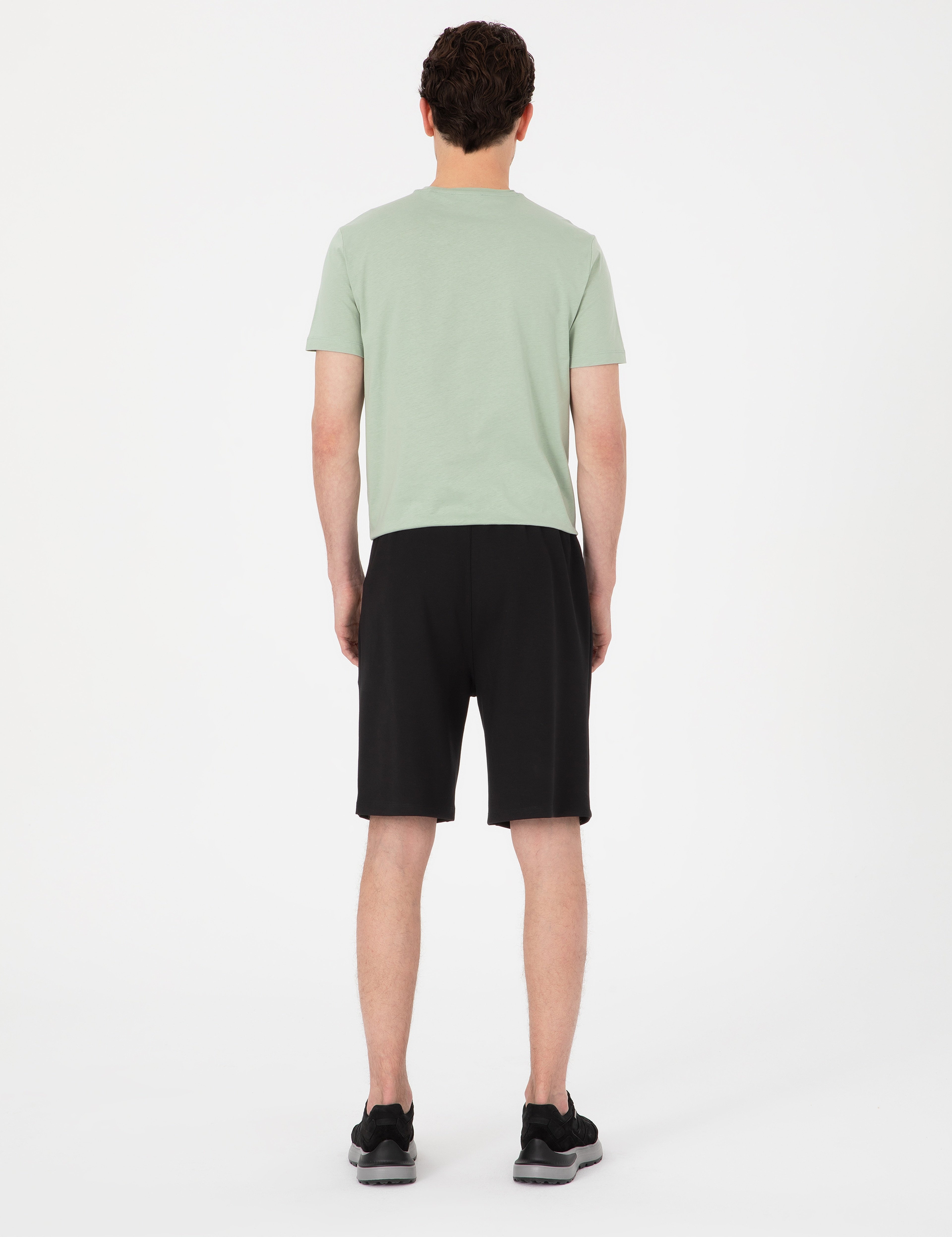 Siyah Comfort Fit Örme Şort - Image 4
