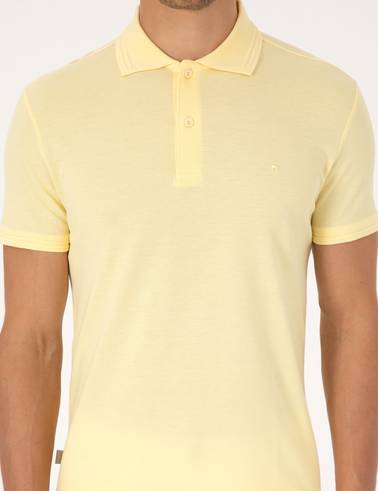 Açık Sarı Slim Fit %100 Pamuk Kıvrılmaz Düğmeli Polo Yaka Basic Tişört