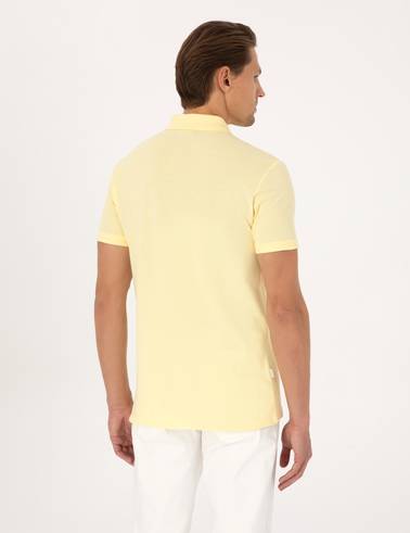 Açık Sarı Slim Fit %100 Pamuk Kıvrılmaz Düğmeli Polo Yaka Basic Tişört