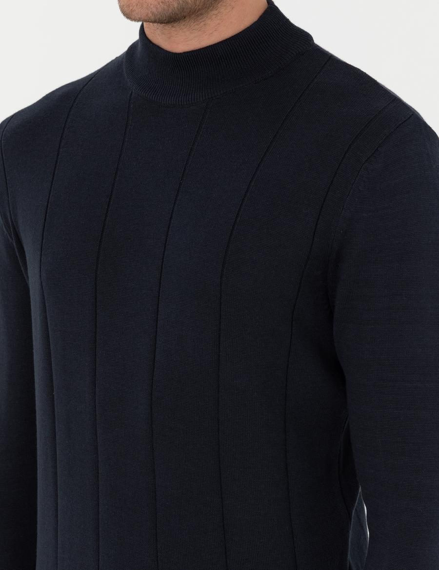 Lacivert Slim Fit Yarım Balıkçı Yaka Triko Kazak