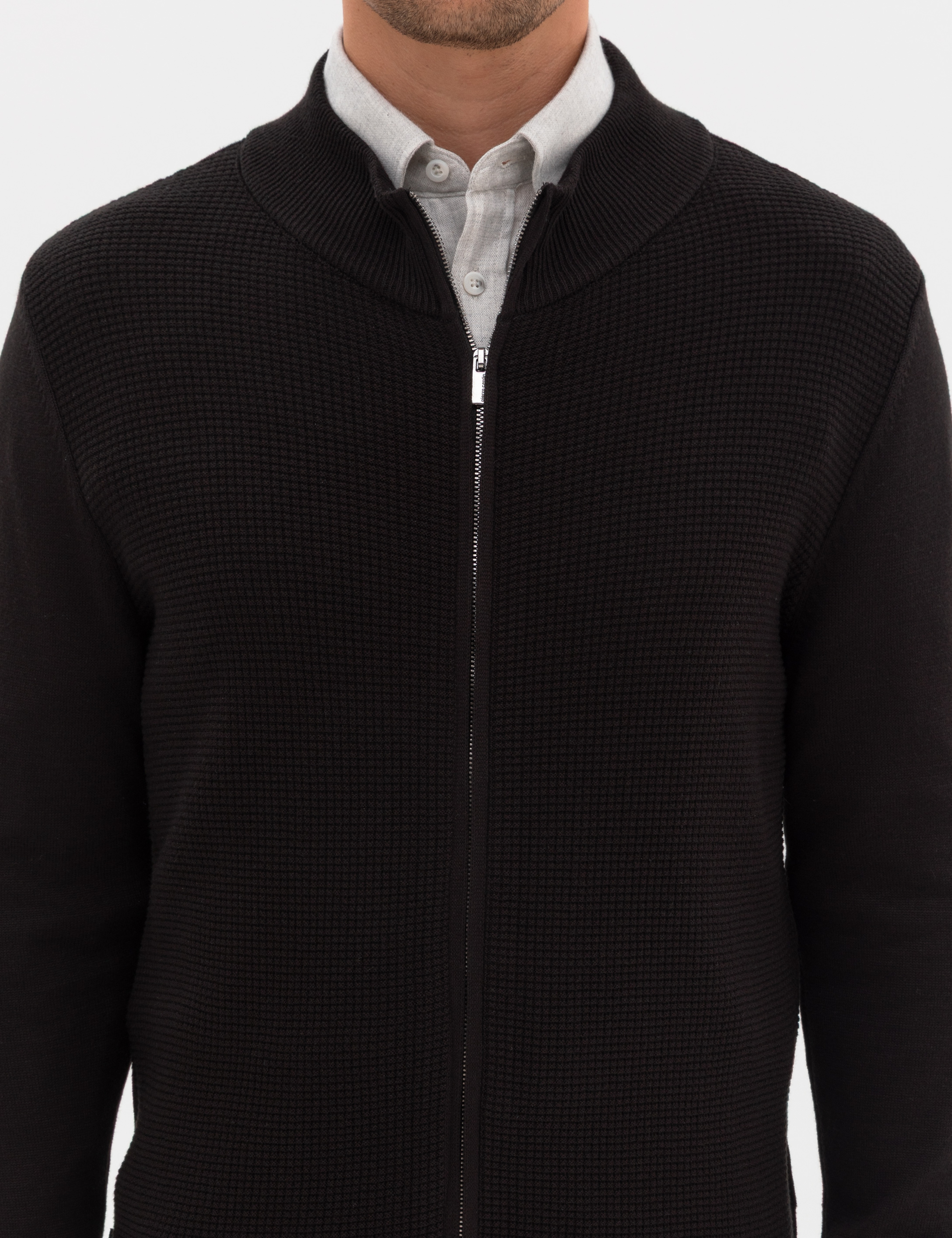 Siyah Slim Fit Fermuarlı Triko Hırka