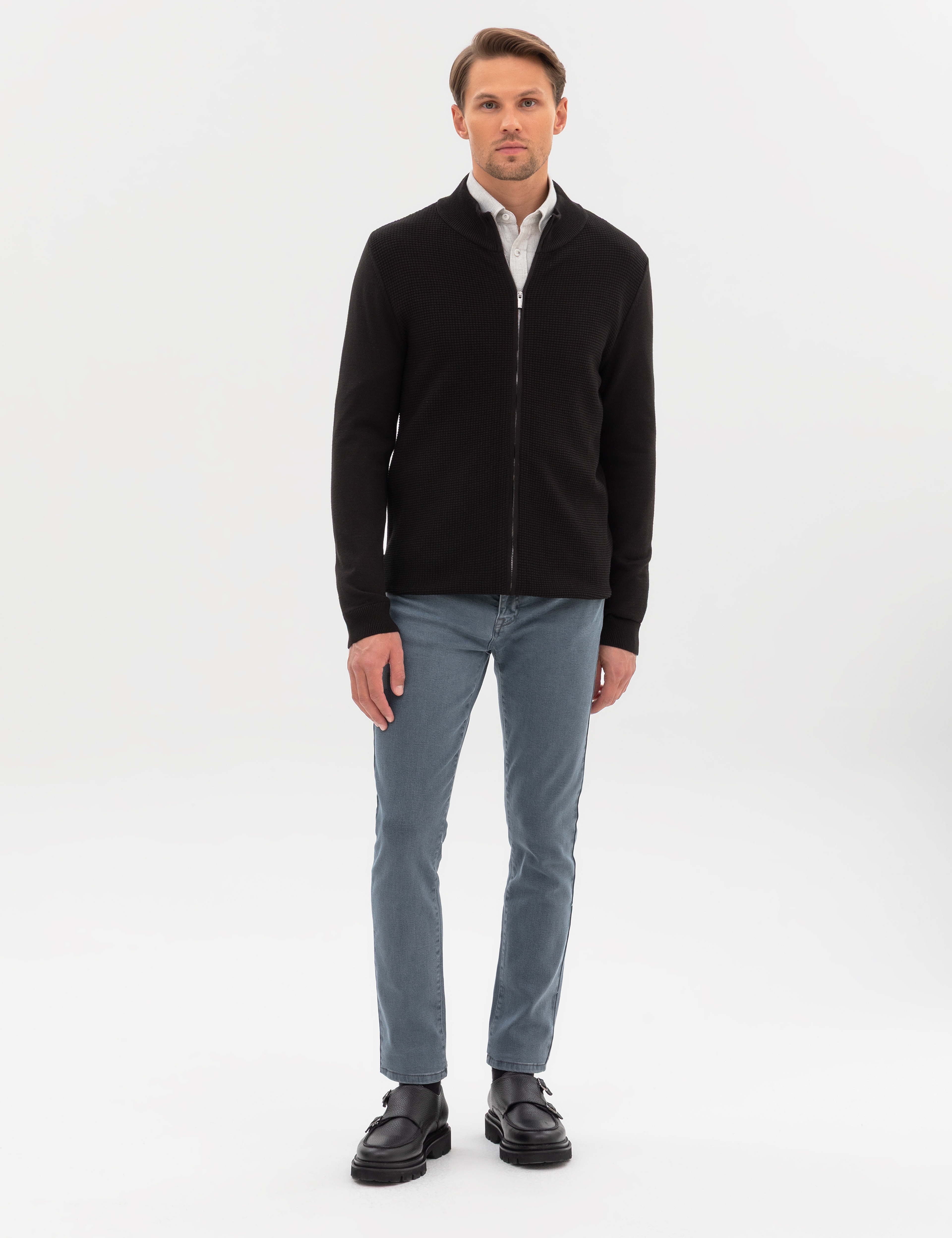 Siyah Slim Fit Fermuarlı Triko Hırka - Image 4