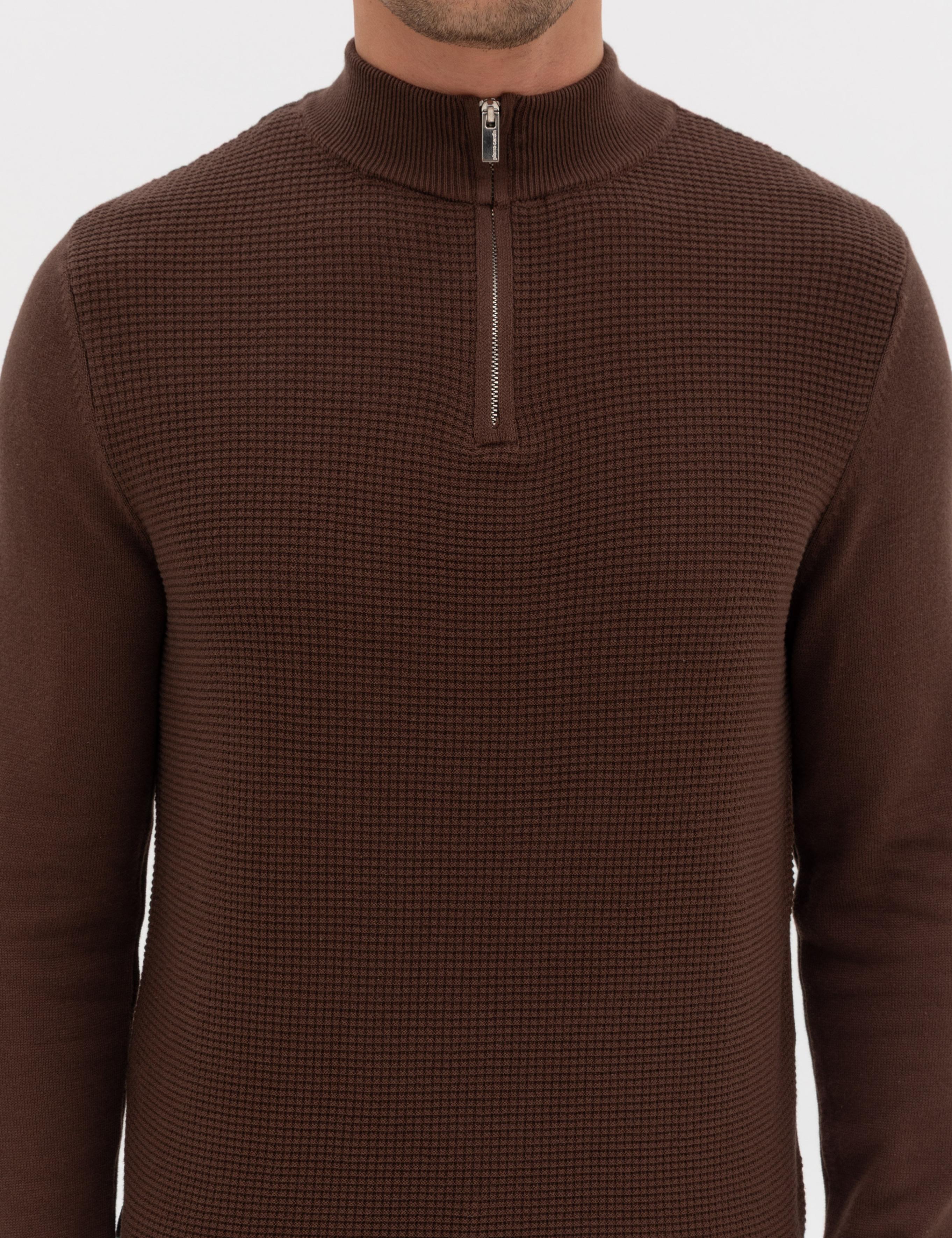 Kahverengi Slim Fit Dik Yaka Fermuarlı Triko Kazak