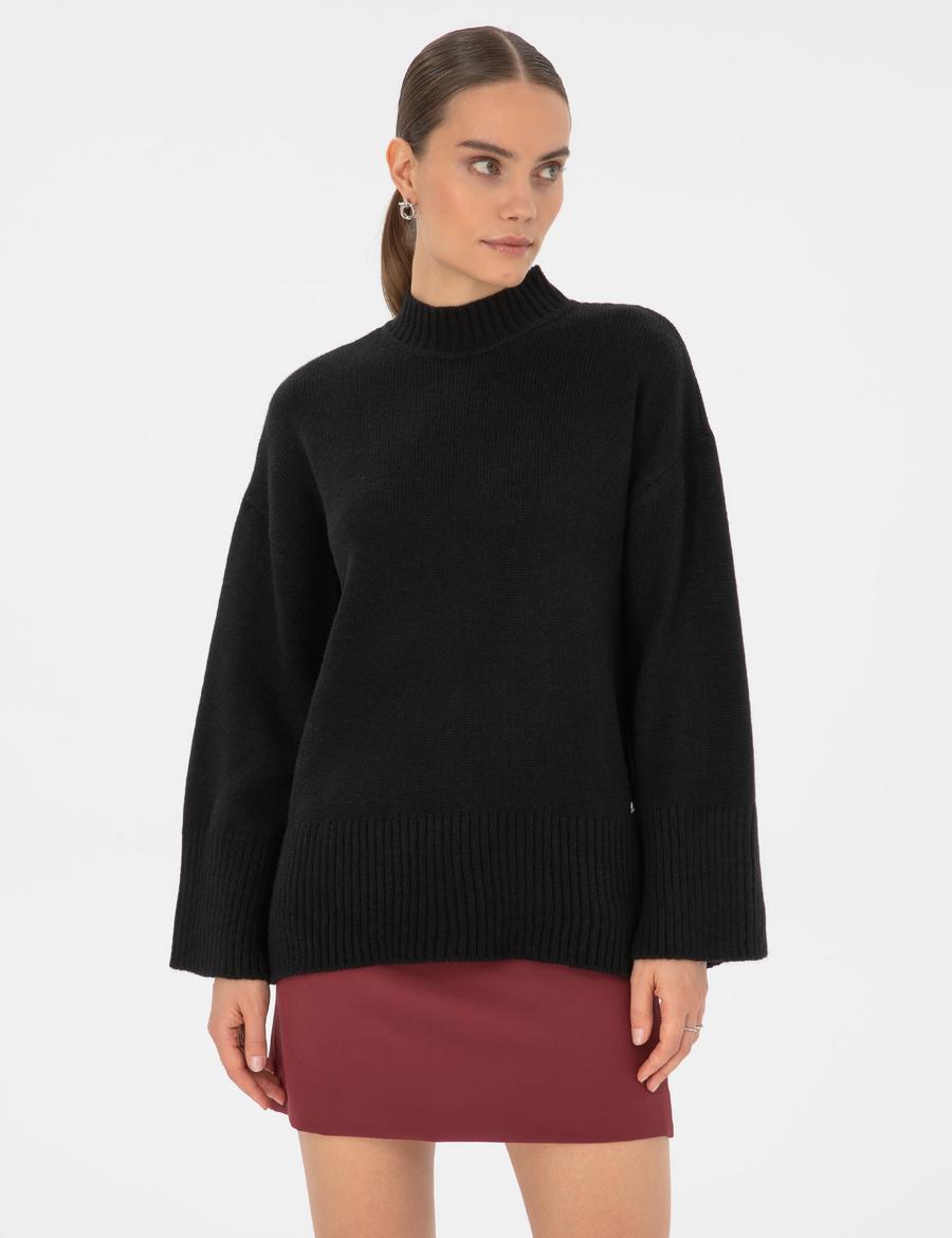 Siyah Comfort Fit Yarım Balıkçı Kazak