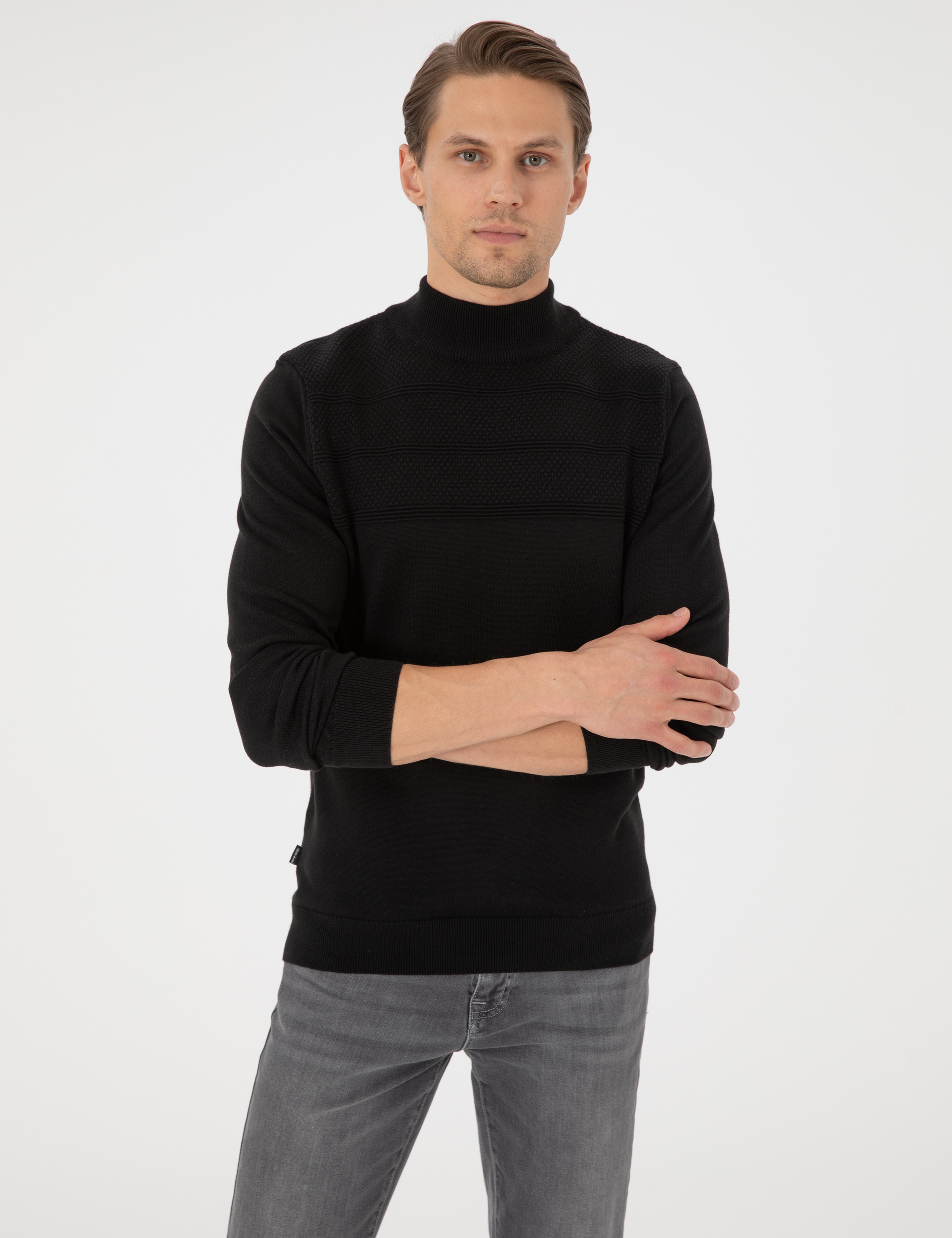 Siyah Slim Fit Yarım Balıkçı Yaka Triko Kazak - Image 3