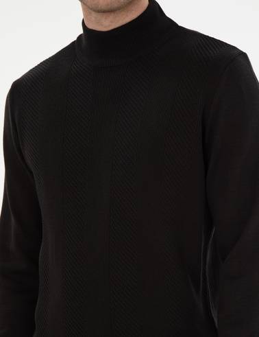 Siyah Slim Fit Yarım Balıkçı Triko Kazak