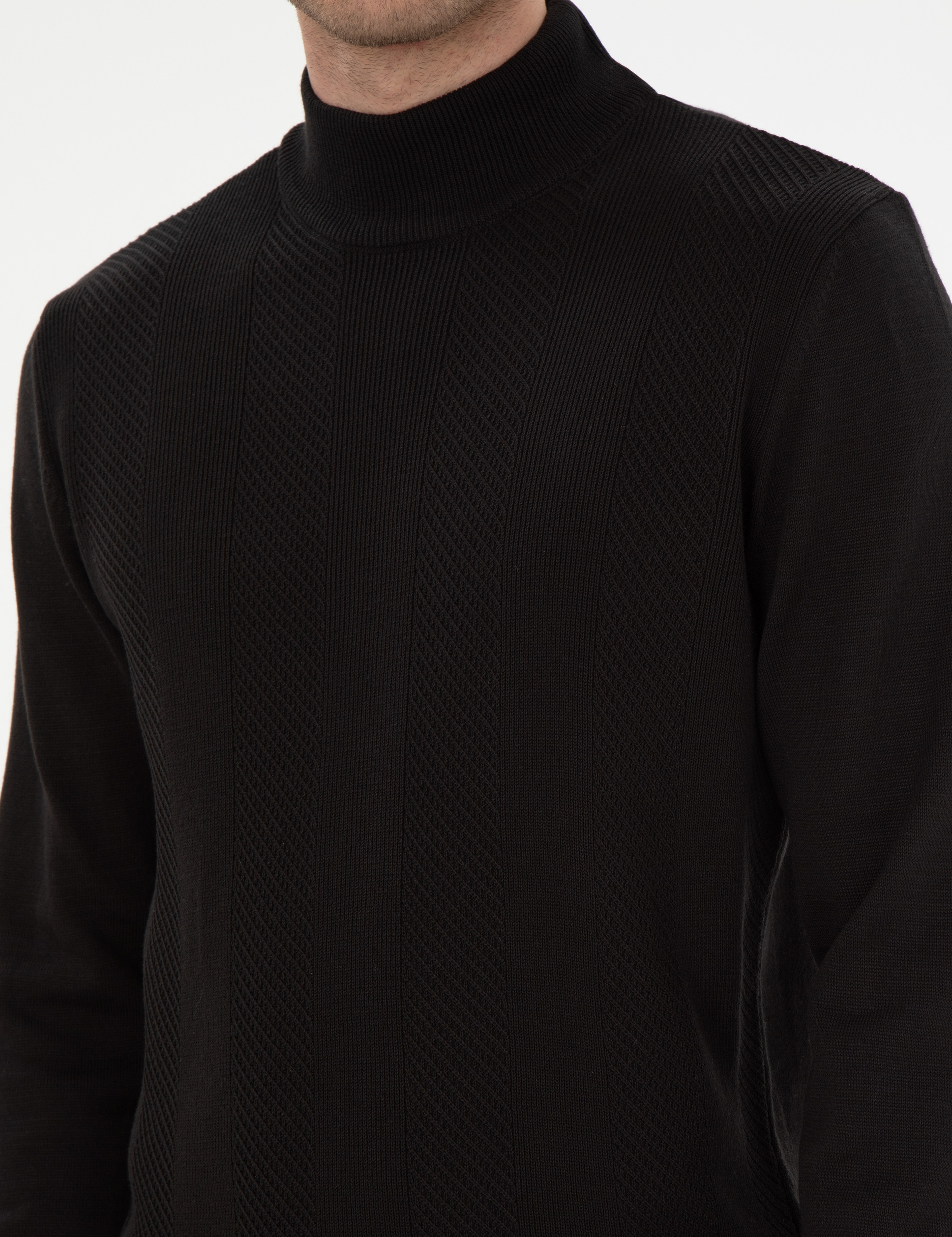 Siyah Slim Fit Yarım Balıkçı Triko Kazak - Image 7
