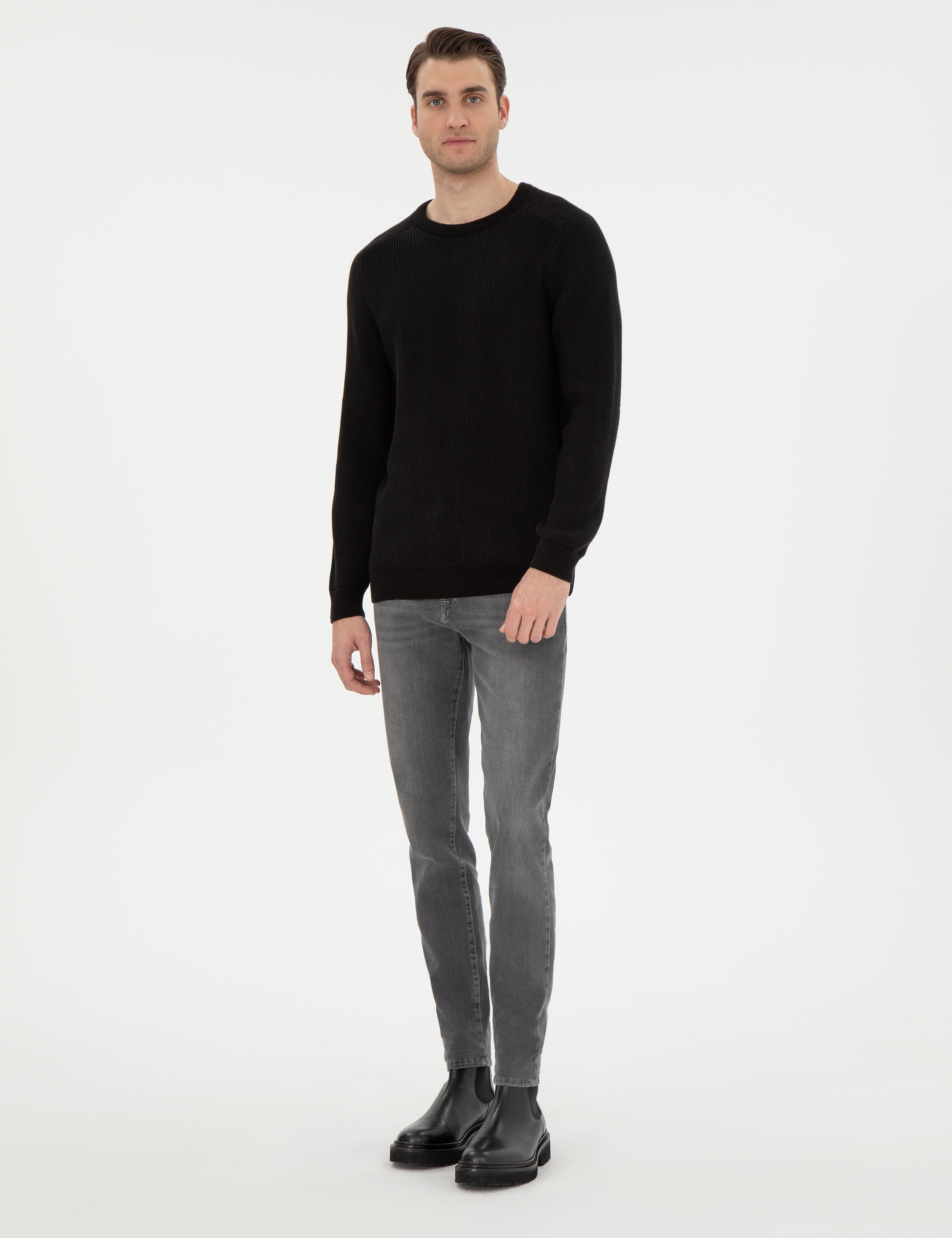 Siyah Slim Fit Bisiklet Yaka Triko Kazak