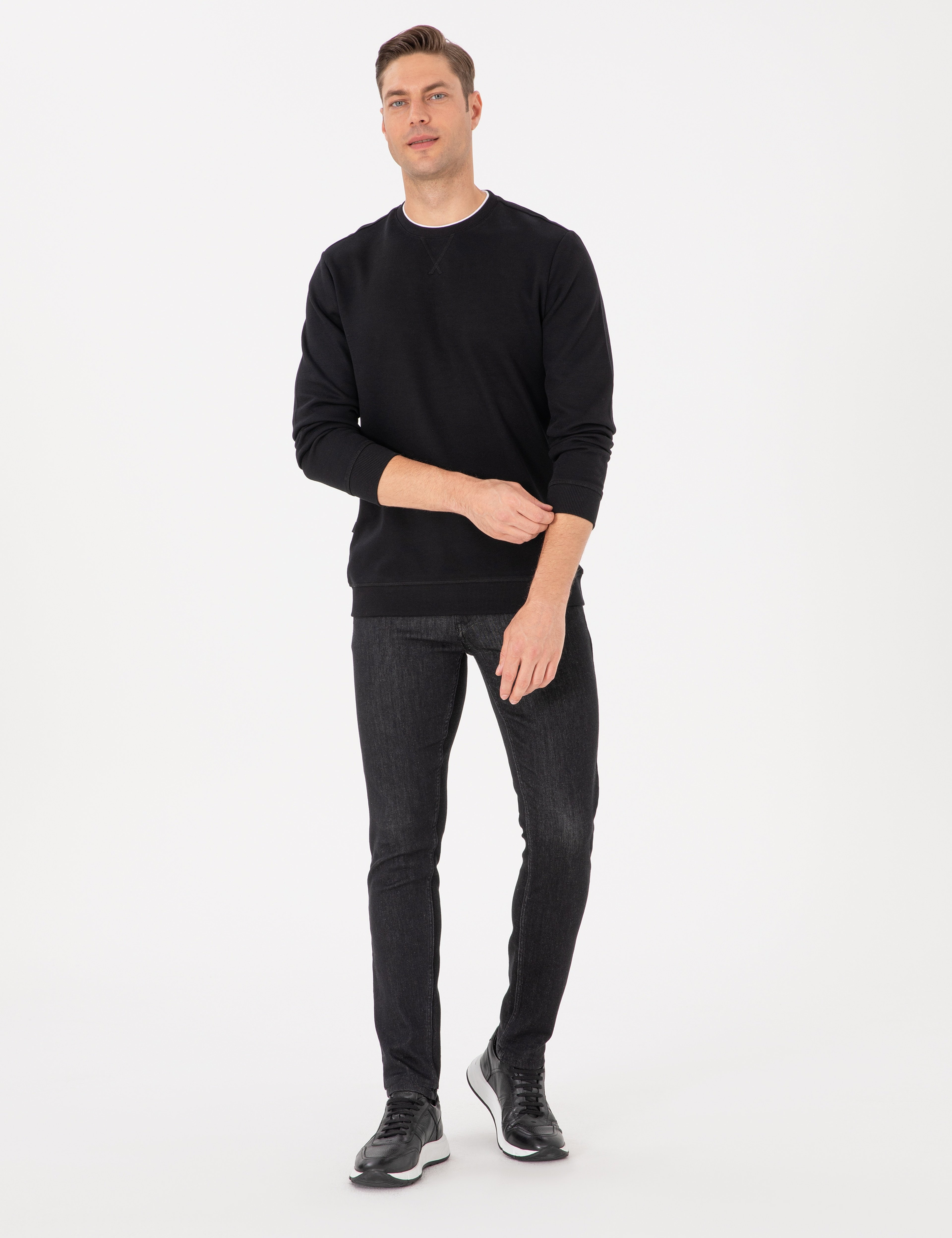 Siyah Regular Fit Sweatshirt - Image 4