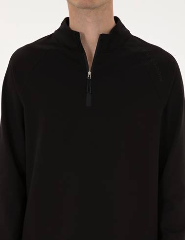Siyah Regular Fit Sweatshirt