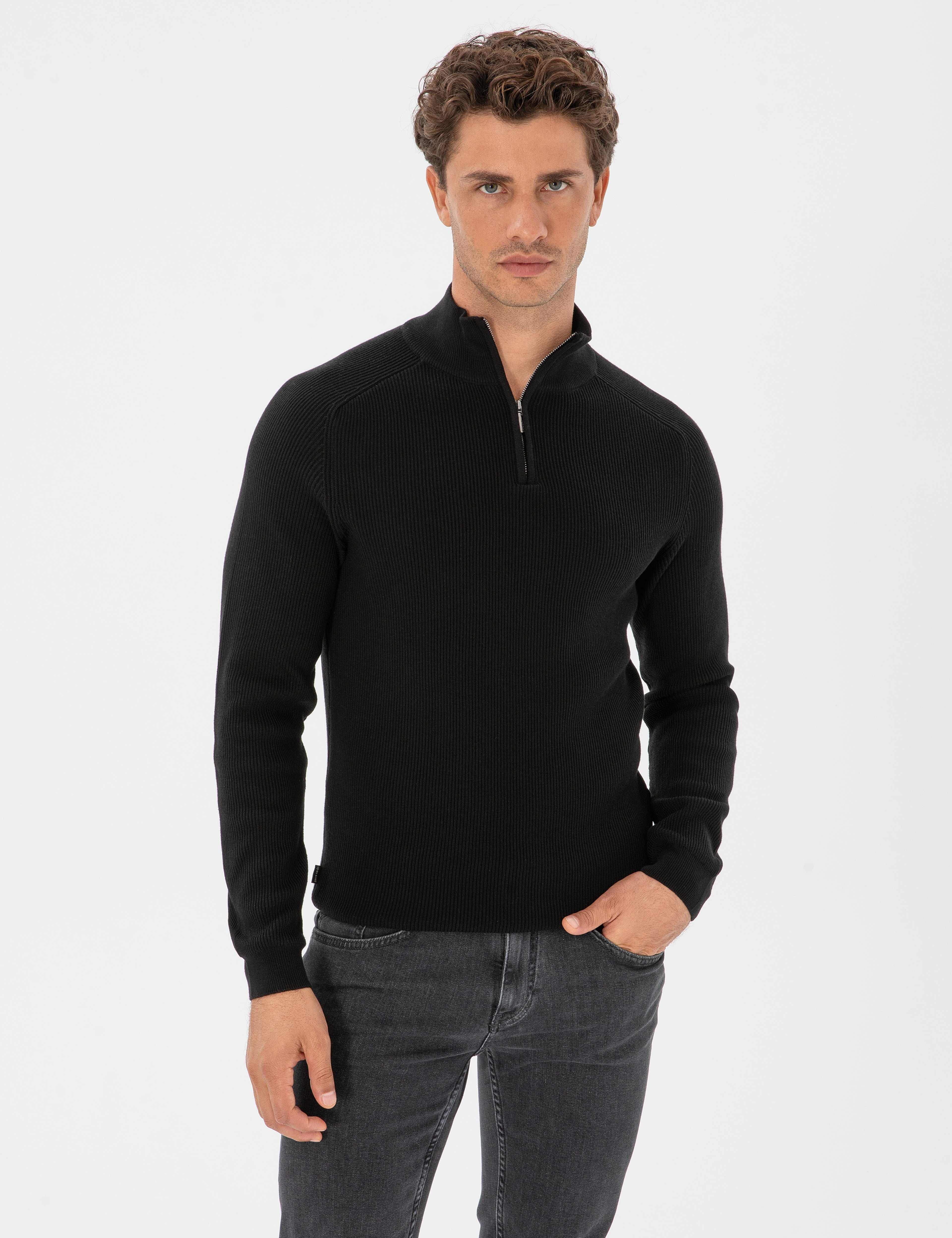 Siyah Slim Fit Dik Yaka Fermuarlı Triko Kazak - Image 1