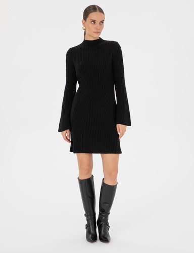 Siyah Slim Fit Triko Elbise