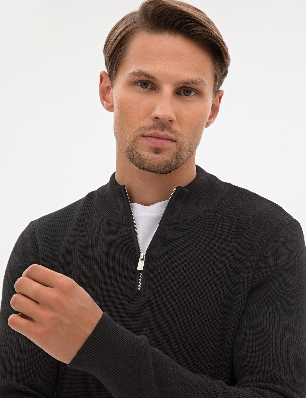 Siyah Slim Fit Dik Yaka Fermuarlı Triko Kazak - 50317363009