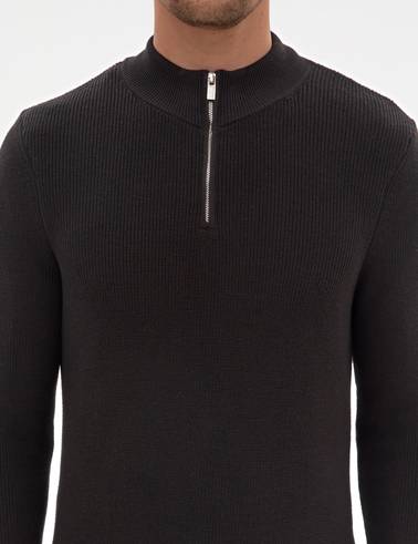 Siyah Slim Fit Dik Yaka Fermuarlı Triko Kazak