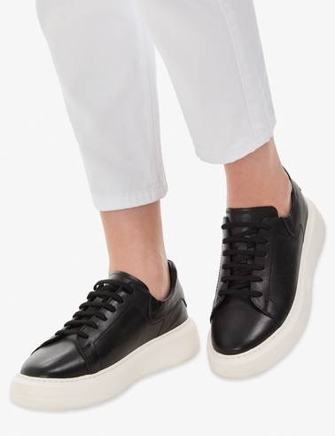 Siyah Deri Sneaker