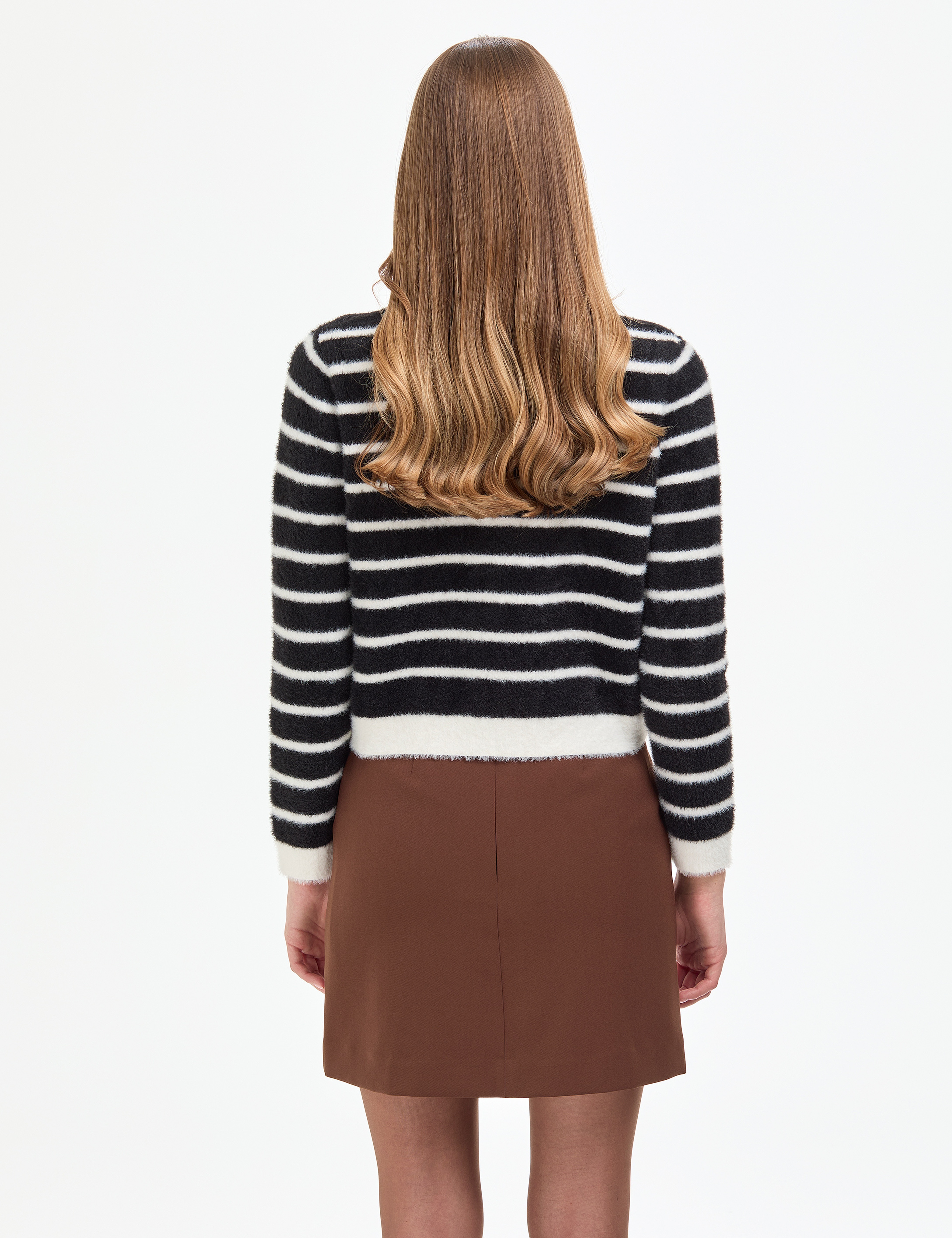 Siyah Crop Top Triko Hırka - Image 5