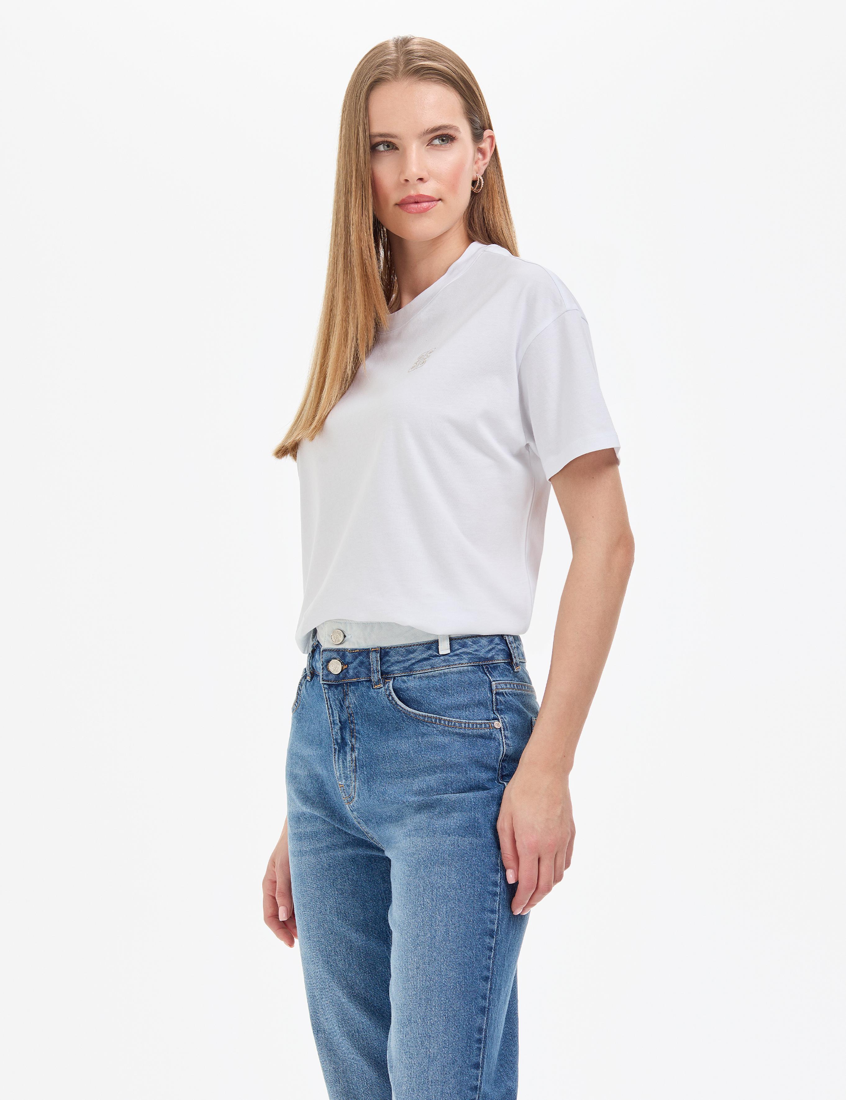 Beyaz Oversize Tişört