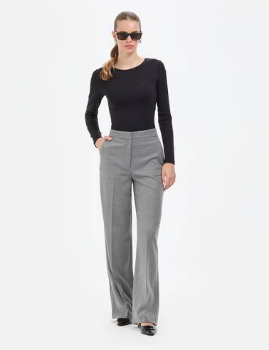 Siyah Slim Fit Örme Bluz