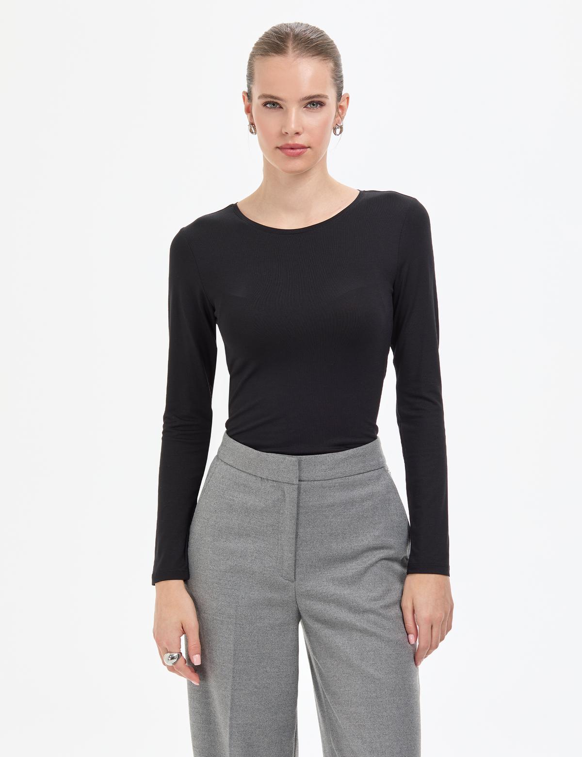 Siyah Slim Fit Örme Bluz