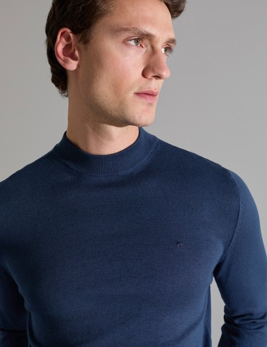 Açık Lacivert Slim Fit Çeyrek Yaka Basic Triko Kazak