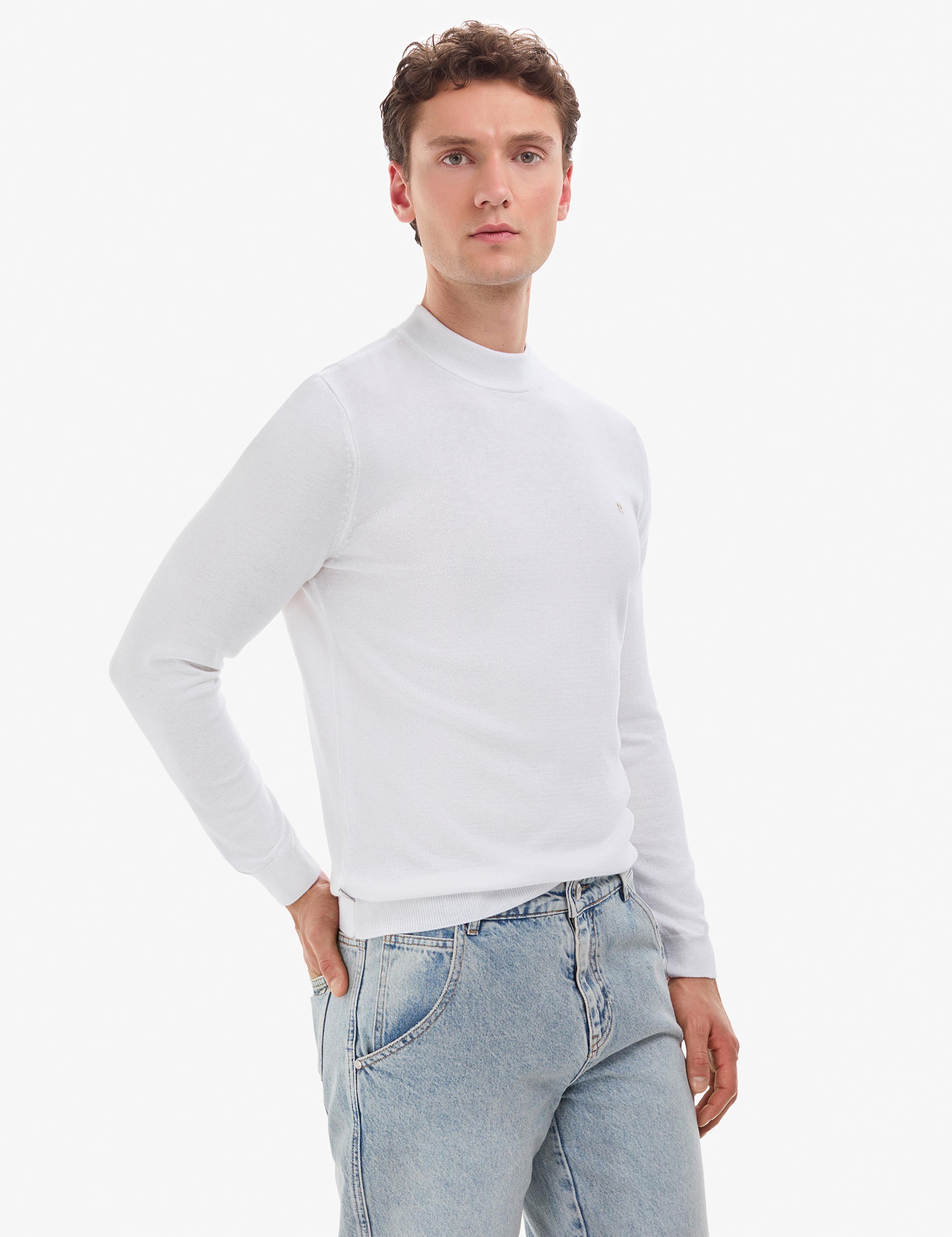 Ekru Slim Fit Çeyrek Yaka Basic Triko Kazak