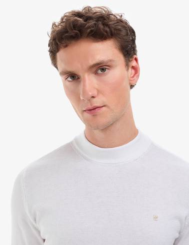 Ekru Slim Fit Çeyrek Yaka Basic Triko Kazak