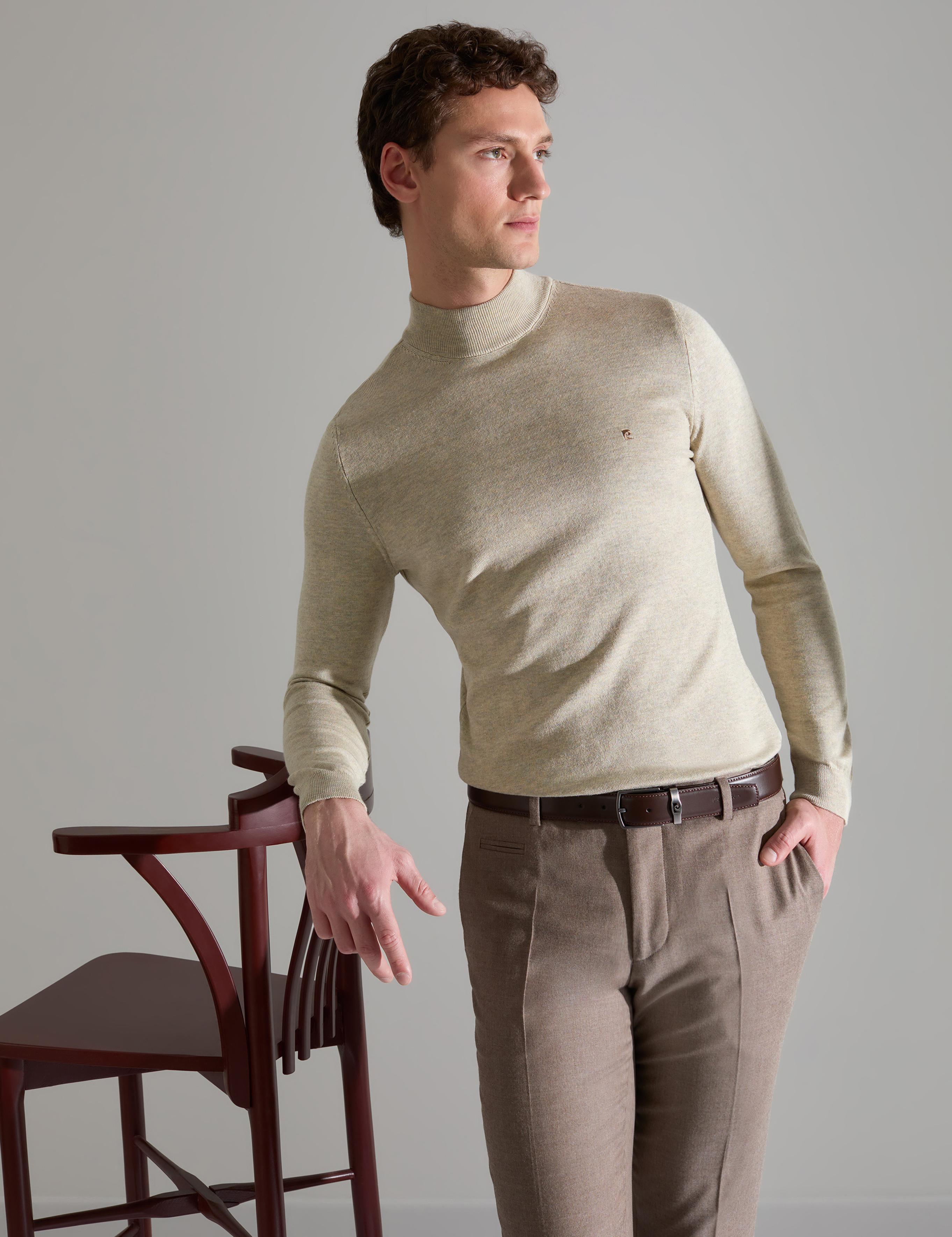 Kum Melanj Slim Fit Yarım Balıkçı Yaka Basic Triko Kazak