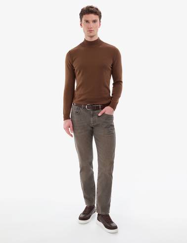 Koyu Kahverengi Slim Fit Yarım Balıkçı Yaka Basic Triko Kazak
