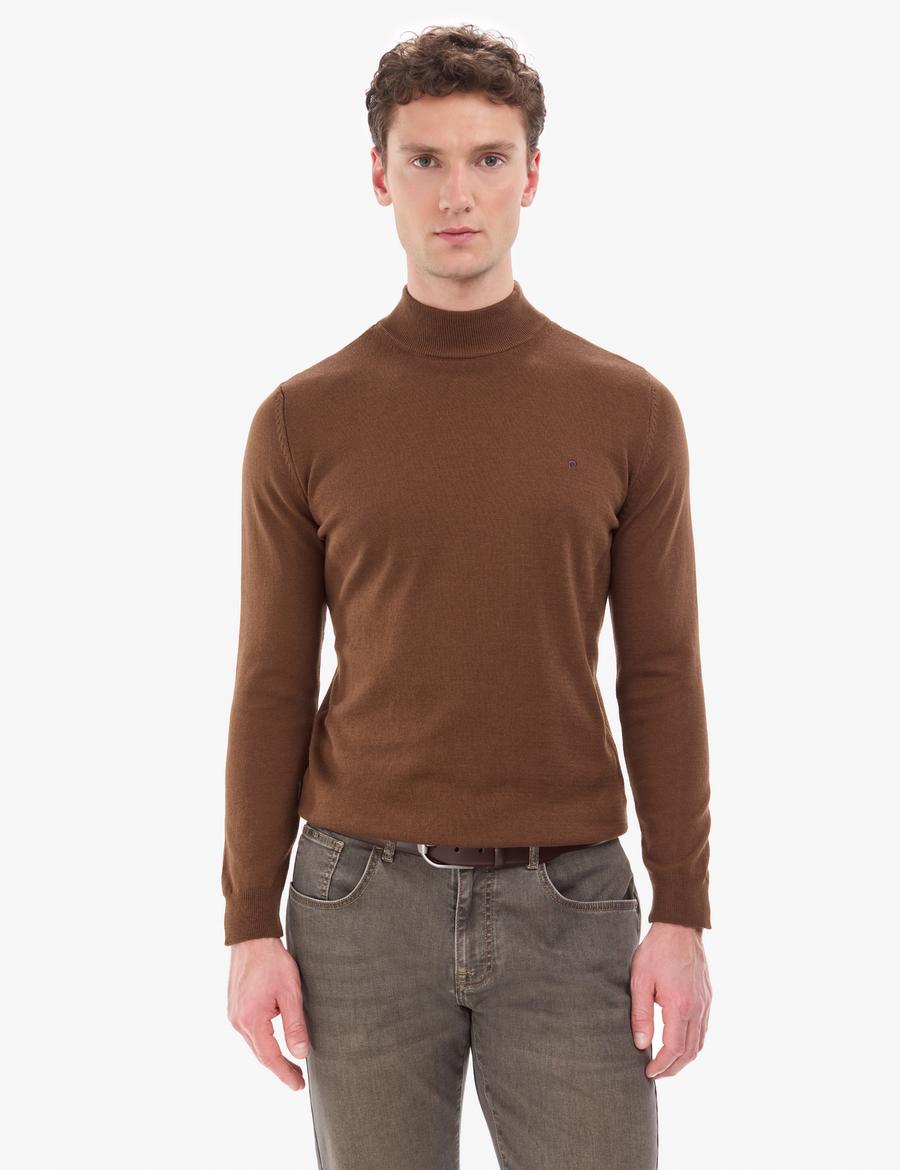 Koyu Kahverengi Slim Fit Yarım Balıkçı Yaka Basic Triko Kazak
