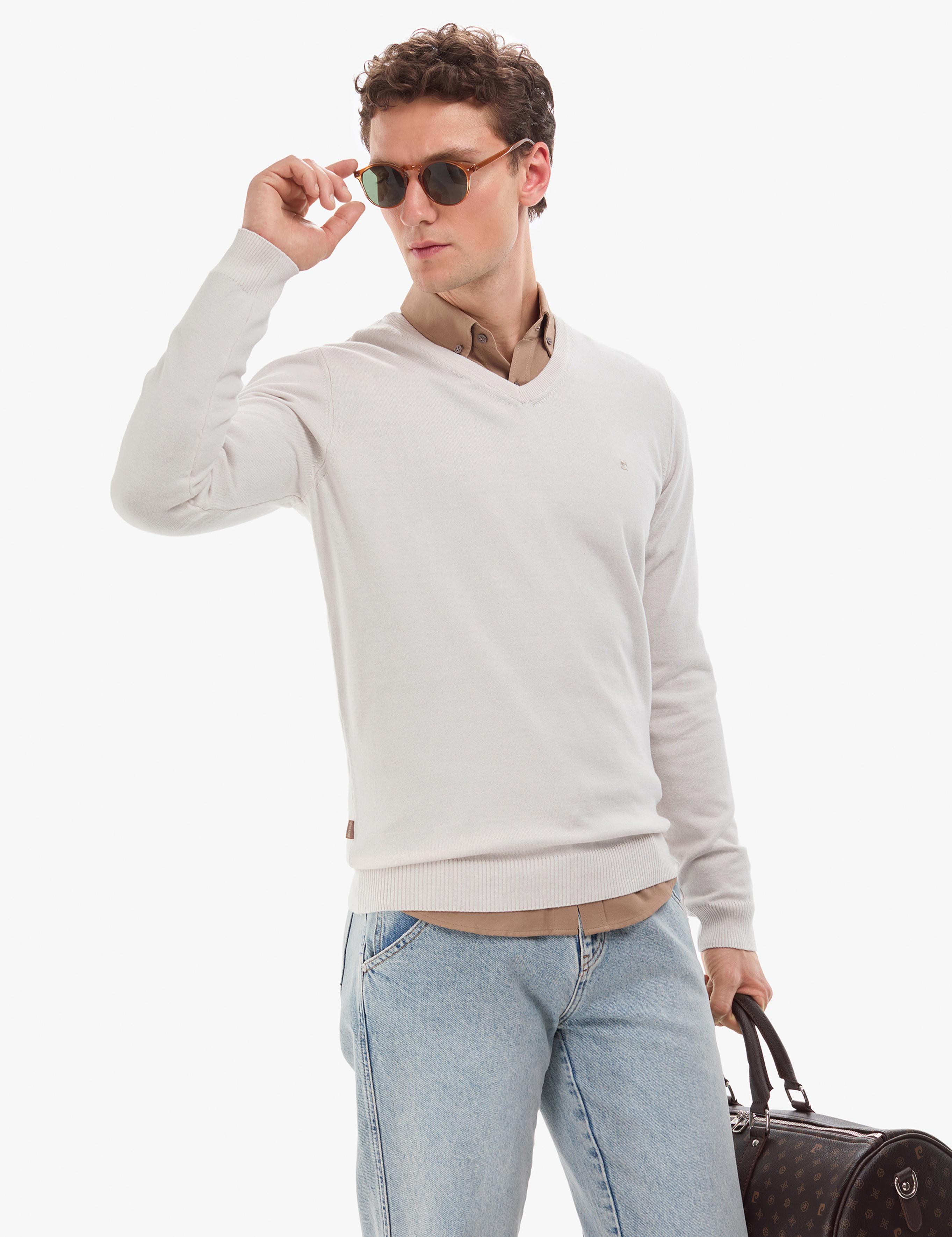 Taş Slim Fit V Yaka Basic Triko Kazak