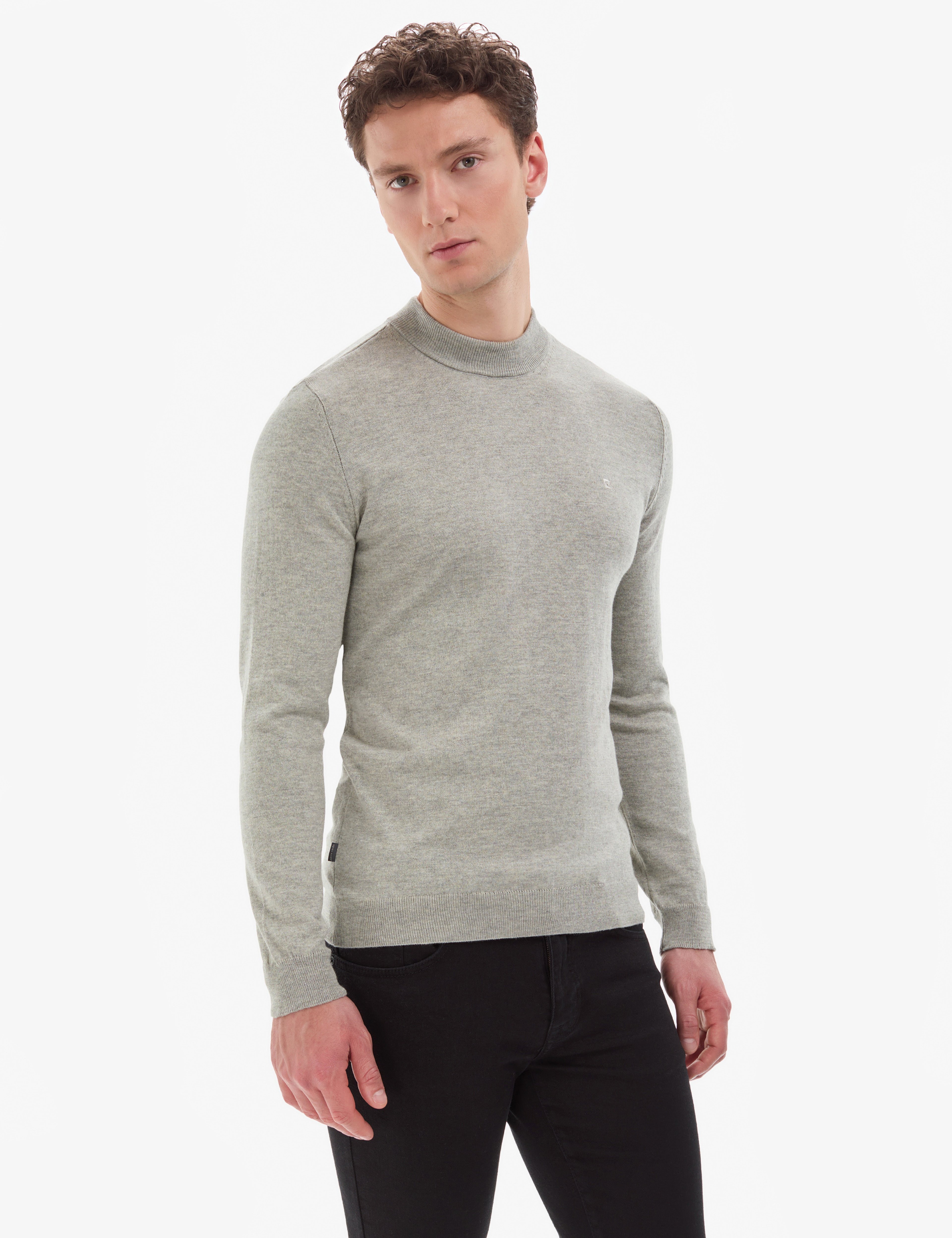 Açık Gri Melanj  Slim Fit Çeyrek Yaka Basic Triko Kazak