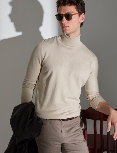 Kum Melanj Slim Fit Balıkçı Yaka Basic Triko Kazak