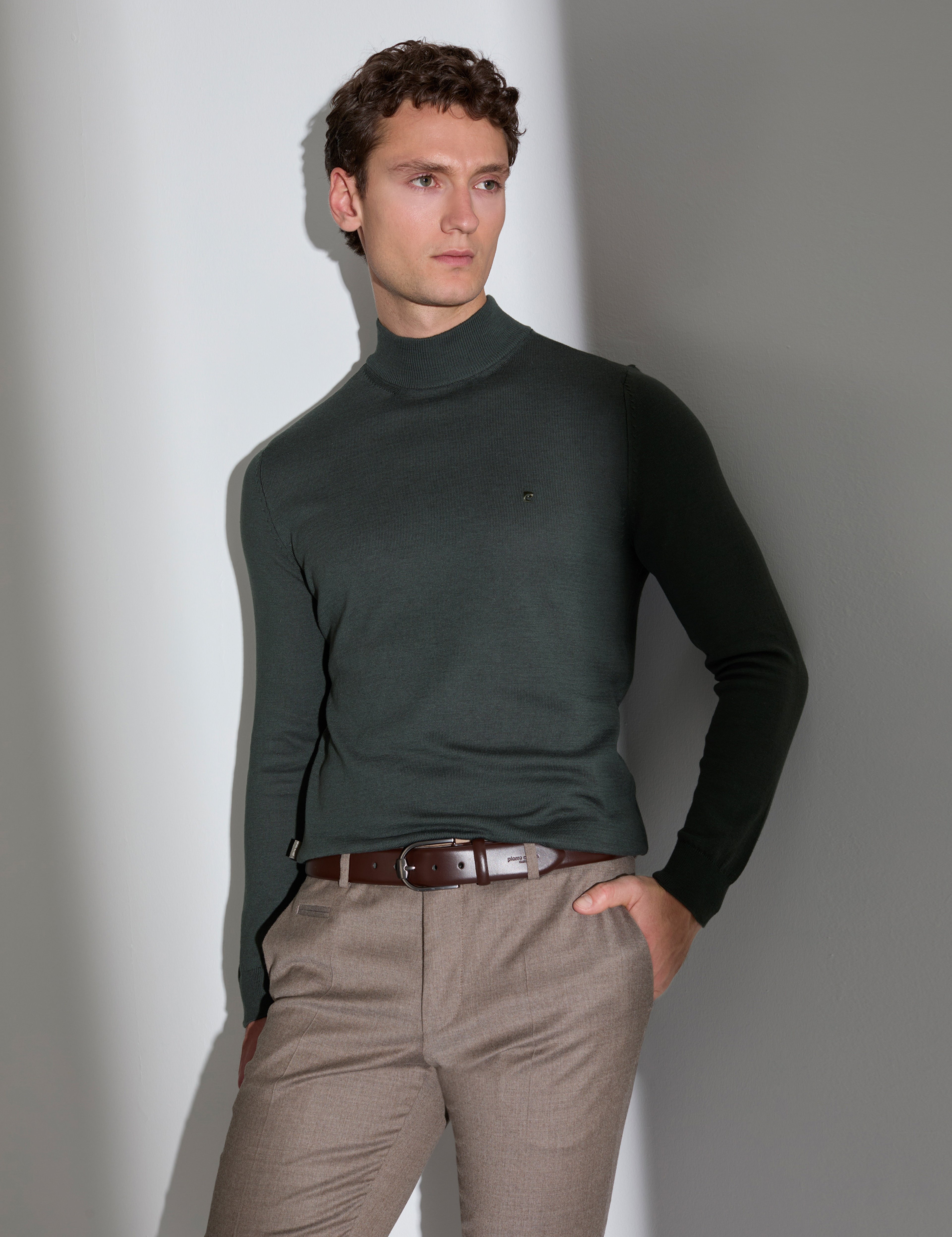 Koyu Haki Slim Fit Yarım Balıkçı Yaka Basic Triko Kazak - Image 1