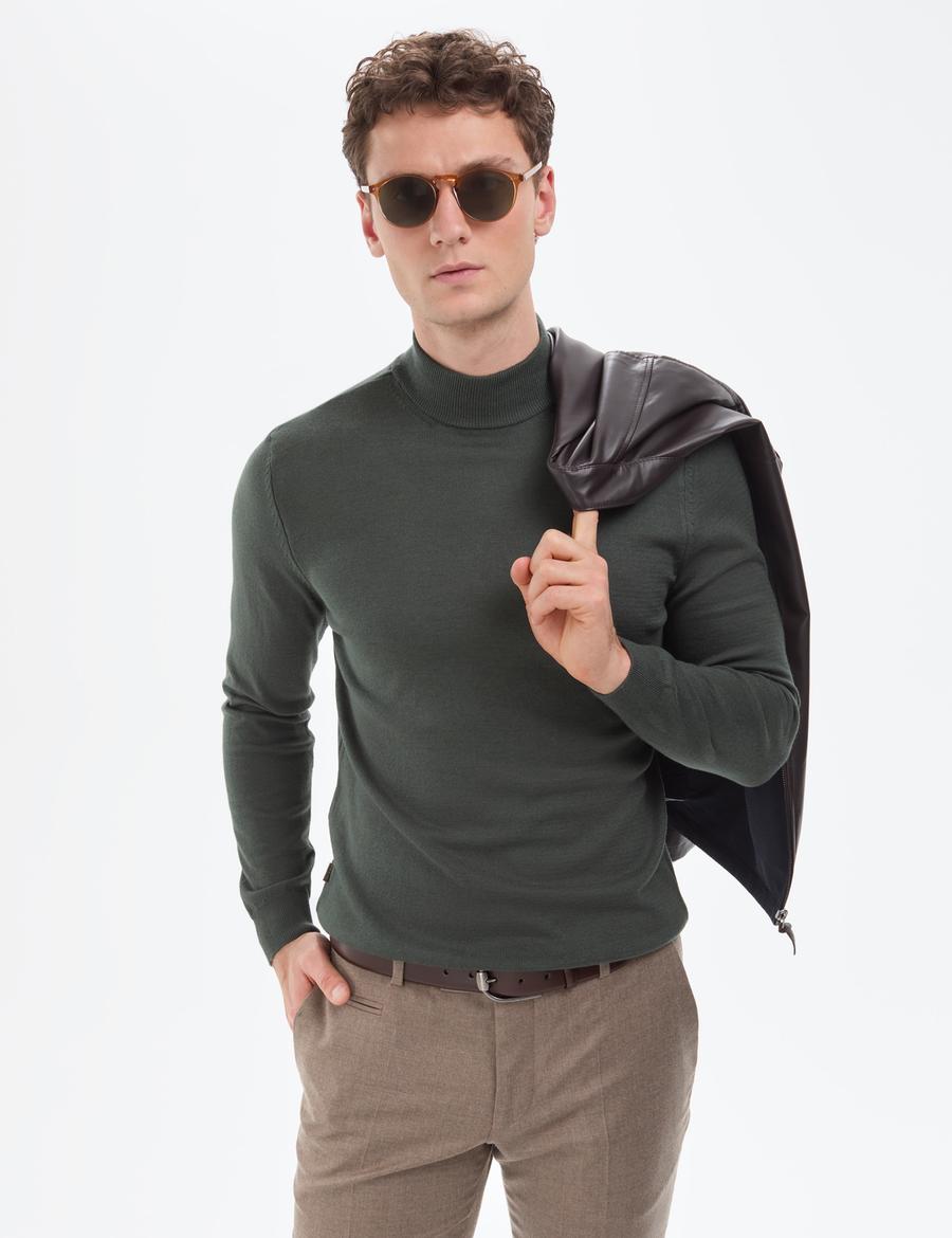 Koyu Haki Slim Fit Yarım Balıkçı Yaka Basic Triko Kazak