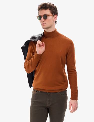 Kahverengi Slim Fit Balıkçı Yaka Basic Triko Kazak