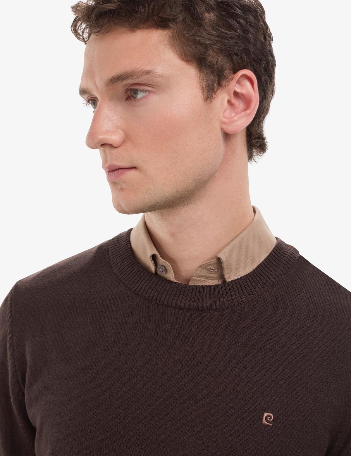 Koyu Kahverengi Slim Fit Bisiklet Yaka Basic Triko Kazak - 50314192165