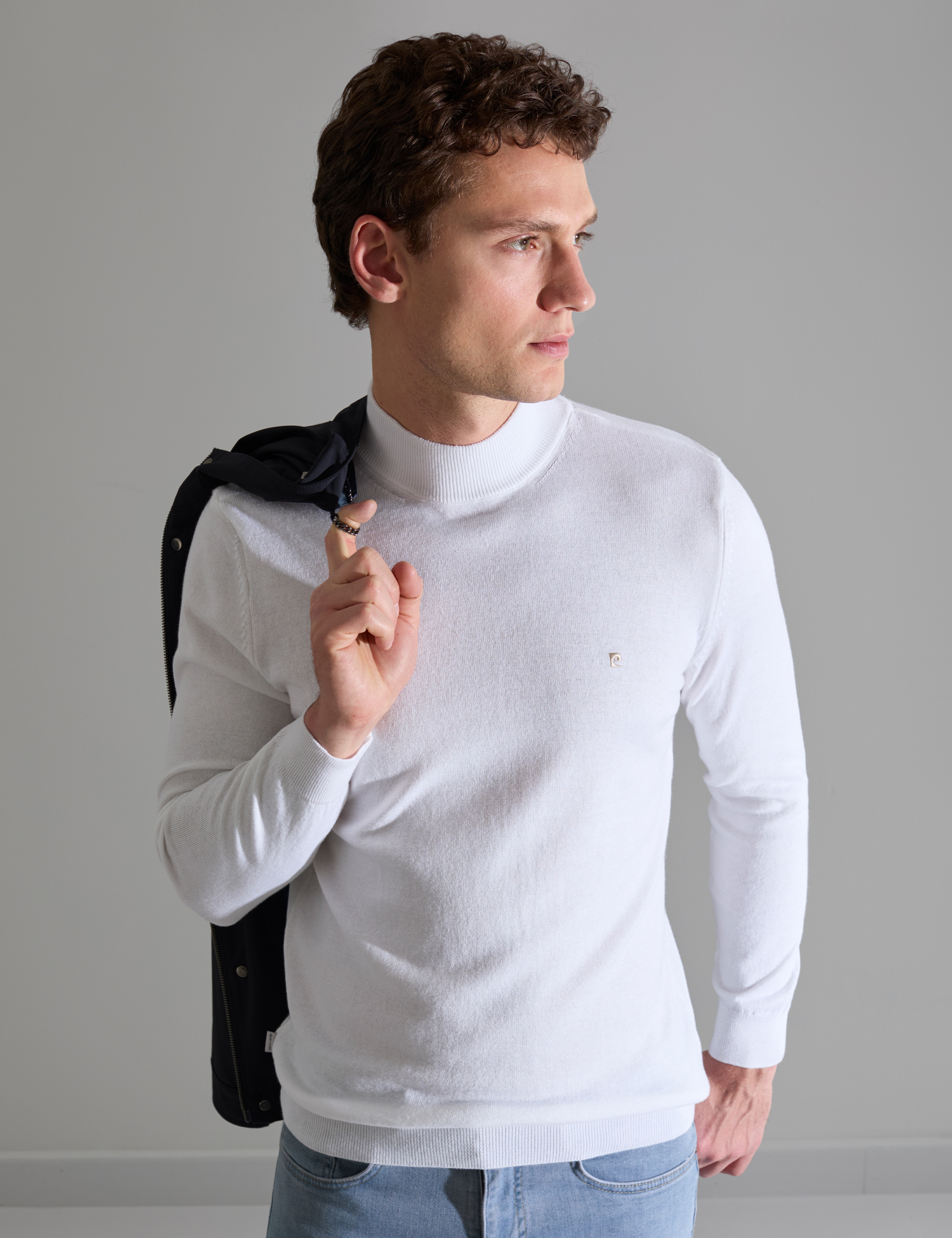 Ekru Slim Fit Yarım Balıkçı Yaka Basic Triko Kazak - Image 1