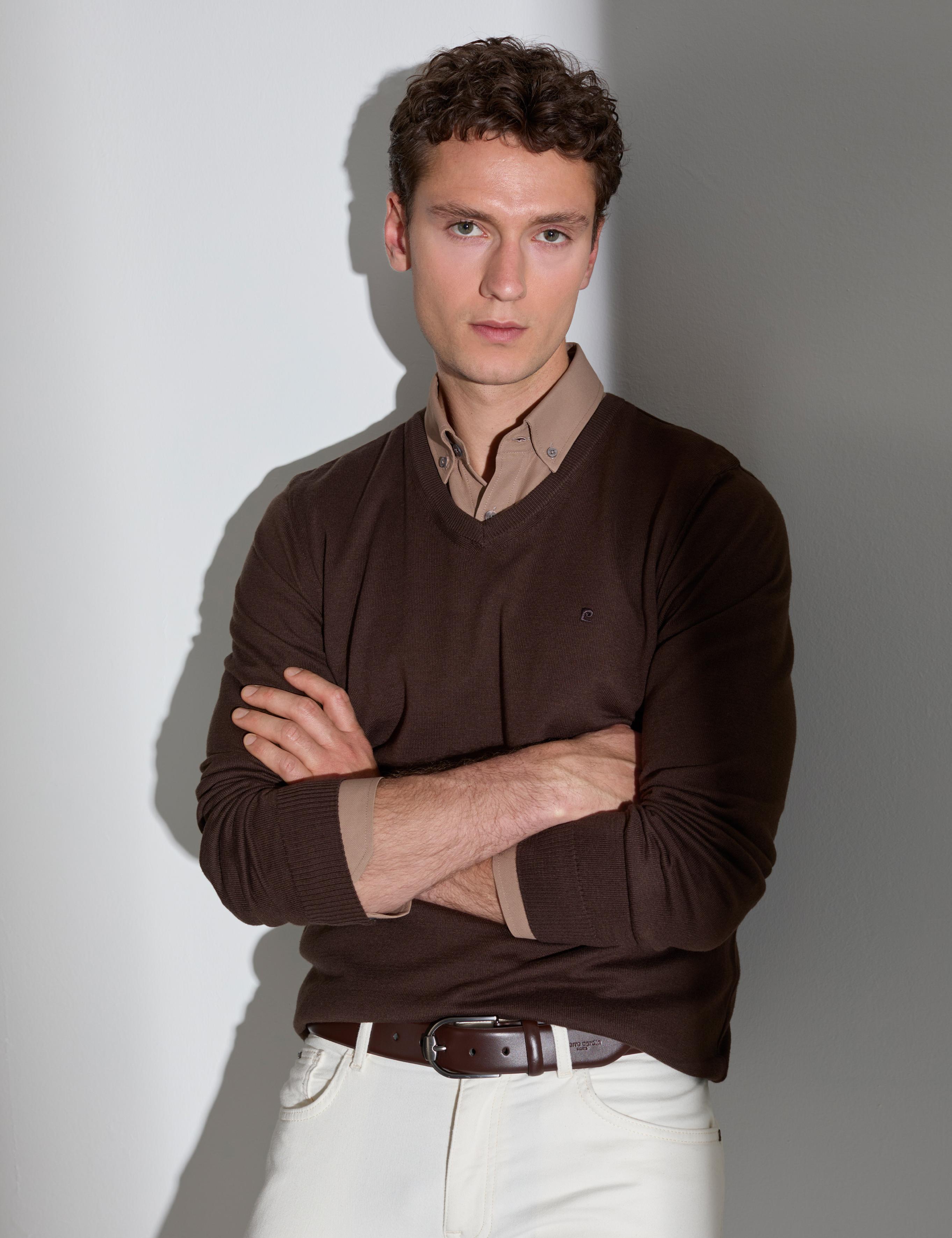 Kahverengi Slim Fit V Yaka Basic Triko Kazak