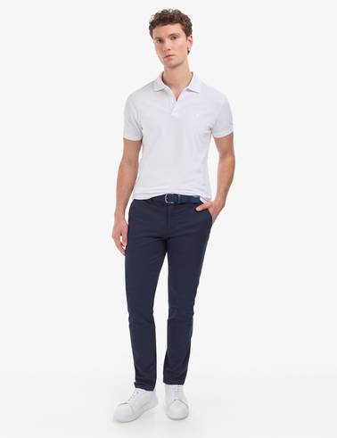 Beyaz Slim Fit %100 Pamuk Kıvrılmaz Düğmeli Polo Yaka Basic Tişört