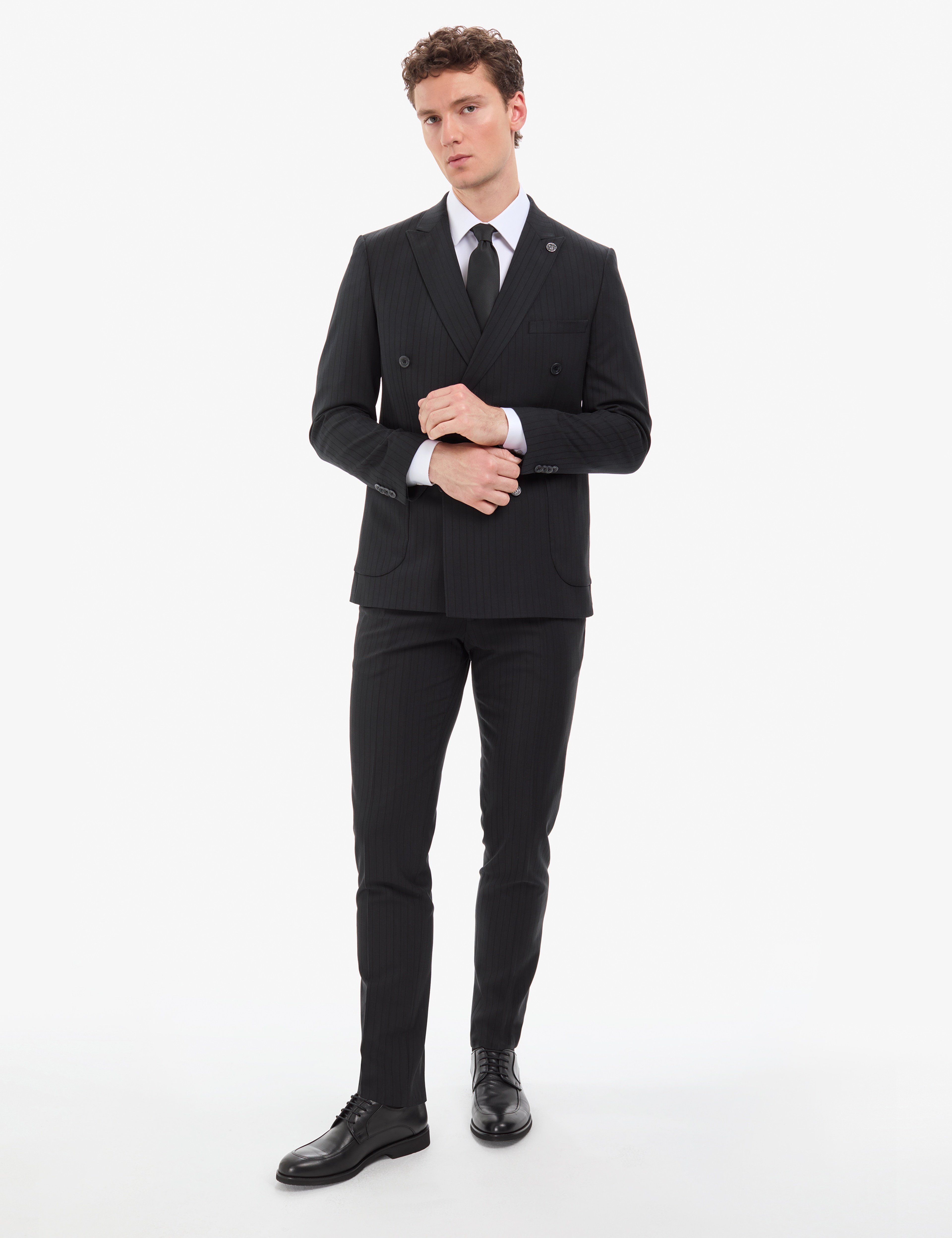 Siyah Extra Slim Fit Çizgili Kruvaze Takım Elbise - Image 1