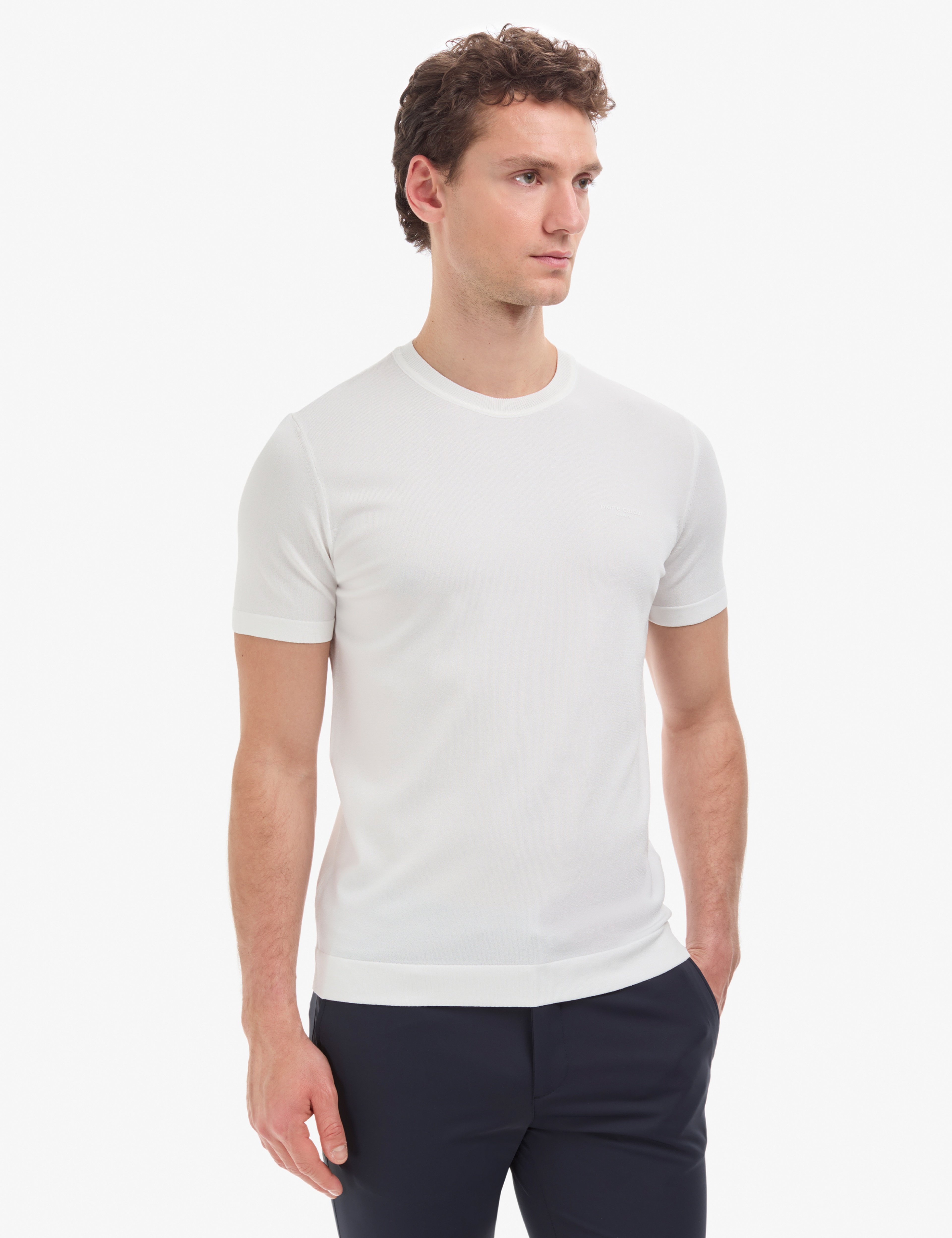 Ekru Slim Fit Bisiklet Yaka Triko Tişört