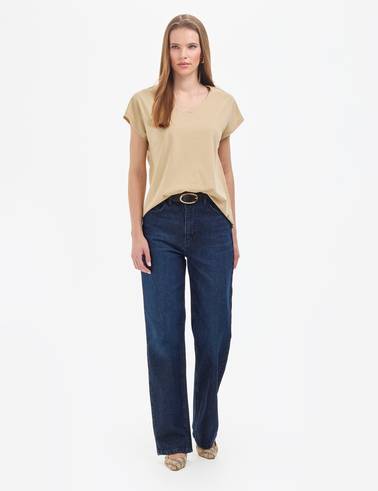 Bej Regular Fit V Yaka Basic Tişört