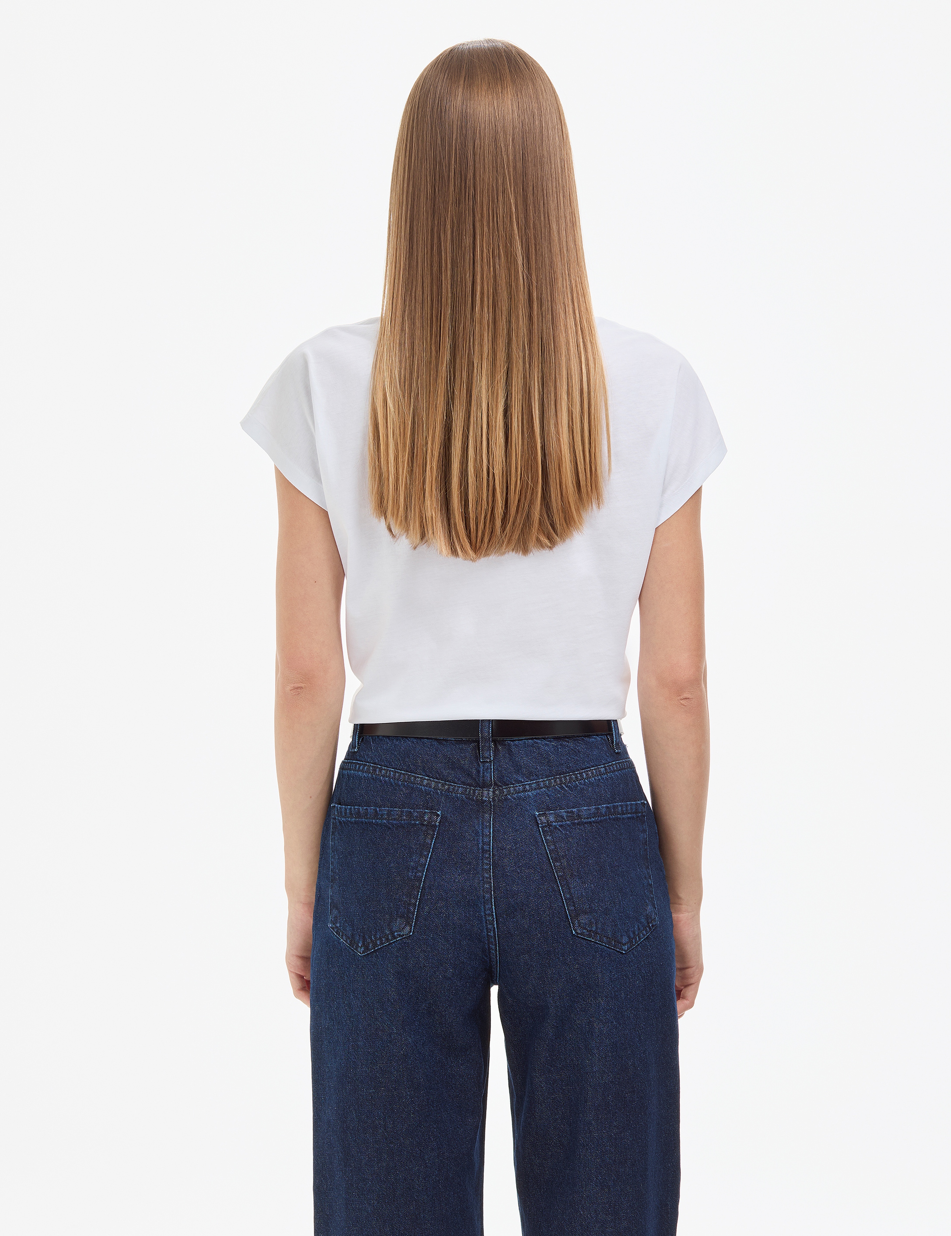 Beyaz Regular Fit V Yaka Basic Tişört - Image 5