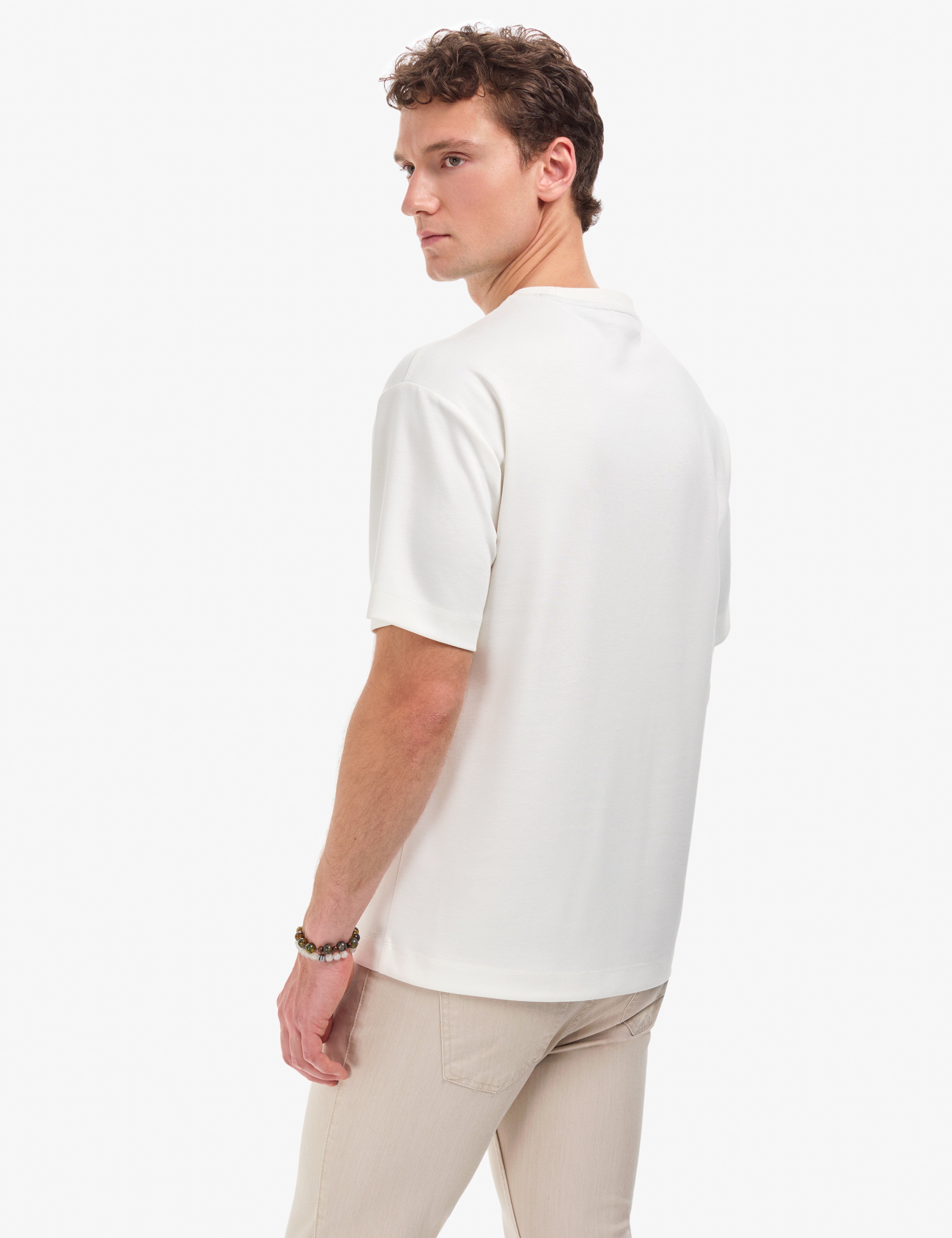 Ekru Comfort Fit Bisiklet Yaka Tişört - Image 5
