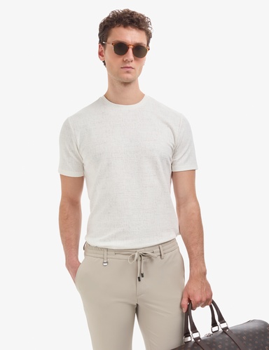 Ekru Regular Fit Bisiklet Yaka Tişört